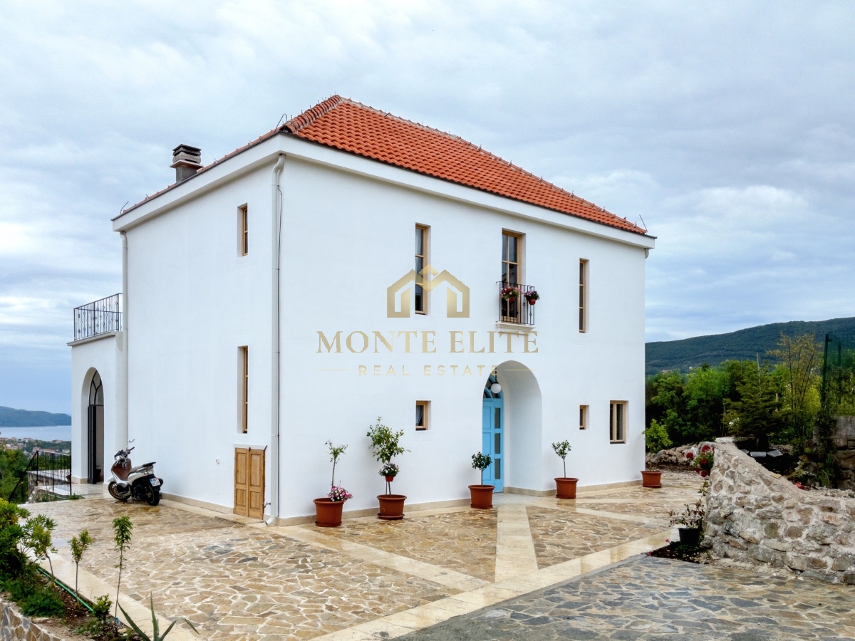 Luksuzna vila sa panoramskim pogledom na more | Herceg Novi,